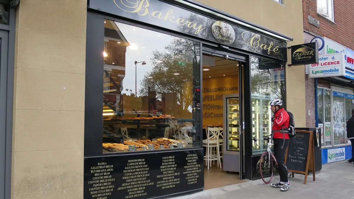 Ideal Sweets & Bakers – asian bakery in Plashet, London